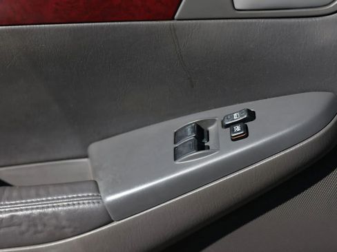 Used 2005 Toyota Solara SLE image 42