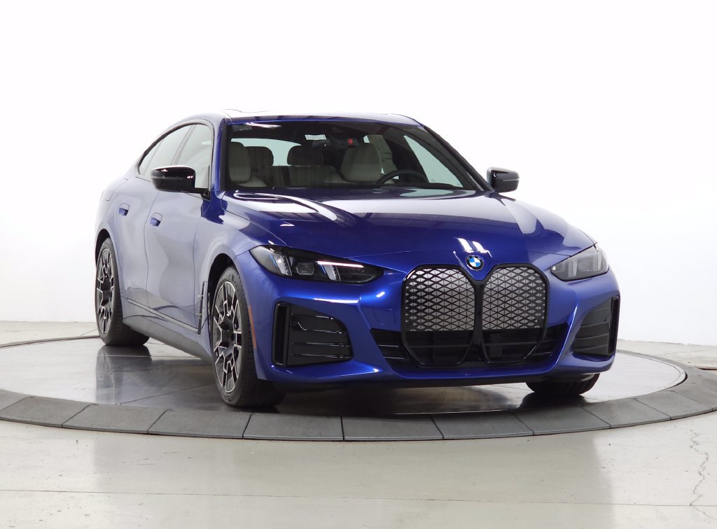 New 2026 BMW i4 xDrive40i w/ M Sport Package AWD/4WD image 1