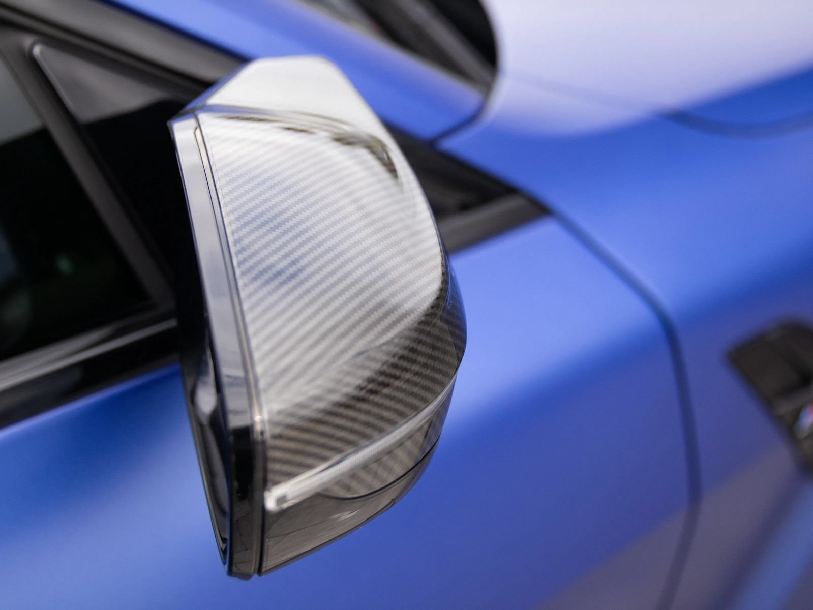 Used 2022 BMW M4 Competition w/ M Carbon Exterior Package RWD image 28