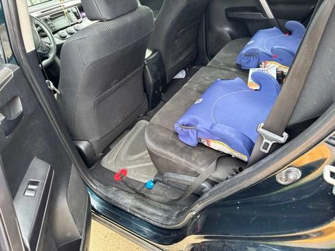 Used 2017 Toyota RAV4 LE FWD image 24