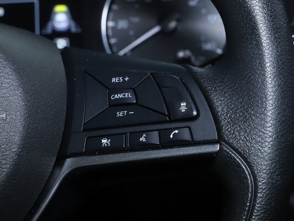Certified 2023 Nissan Kicks SV FWD image 25