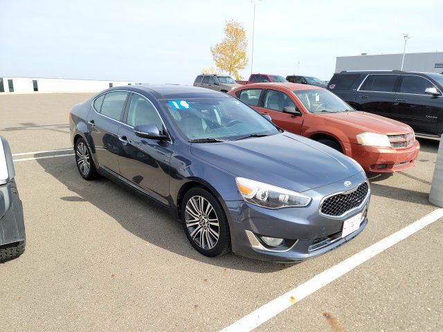 Used 2014 Kia Cadenza Premium w/ Luxury Package FWD image 1