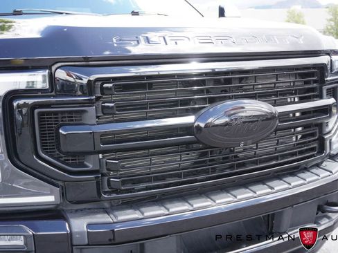Used 2020 Ford F450 Platinum w/ FX4 Off-Road Package image 19