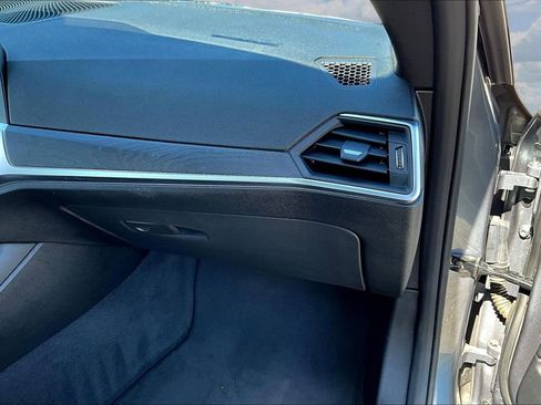 Used 2021 BMW 430i Coupe w/ Convenience Package RWD image 25