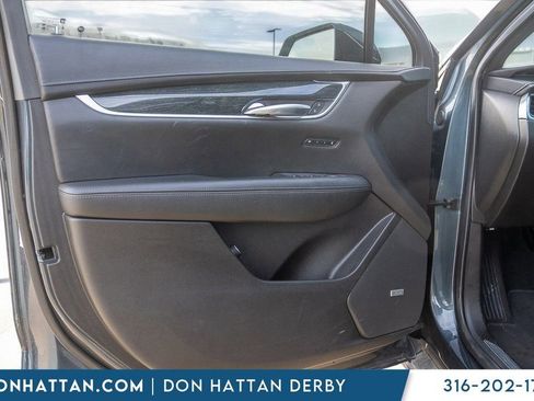 Used 2020 Cadillac XT5 Premium Luxury image 18