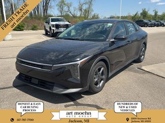 Used 2025 Kia K4 FWD video 1