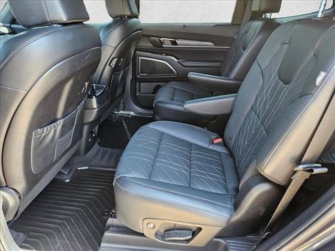 Used 2024 Kia Telluride SX Prestige X-Line AWD/4WD image 18