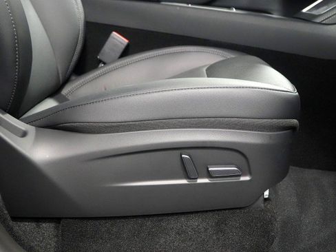 Used 2026 Tesla Model Y 2WD image 66