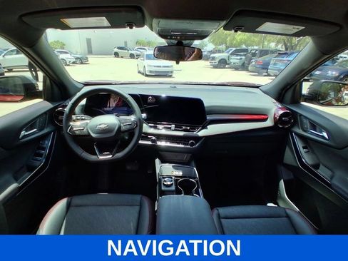 Used 2025 Chevrolet Equinox RS w/ Convenience Package III FWD image 10