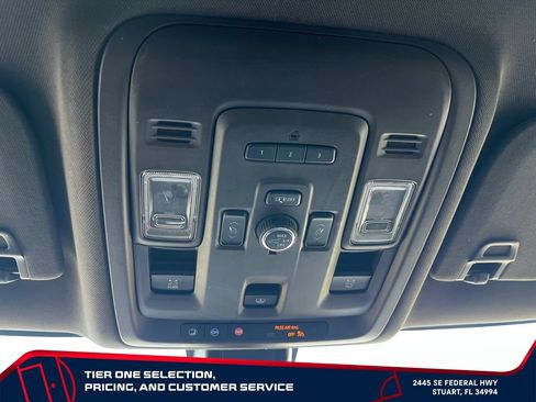 Used 2021 GMC Yukon SLT w/ SLT Luxury Plus Package RWD image 37