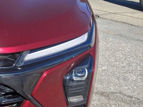 Used 2024 Chevrolet Trax RS w/ Driver Confidence Package image 10