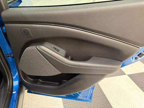 New 2025 Ford Mustang Mach-E Premium image 23