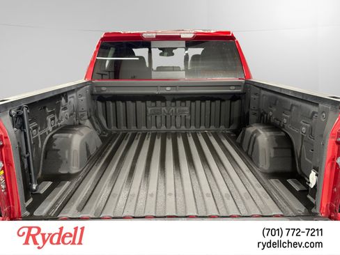 Used 2023 GMC Sierra 1500 SLT w/ SLT Premium Plus Package AWD/4WD image 18