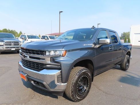 Used 2019 Chevrolet Silverado 1500 LT w/ All-Star Edition AWD/4WD image 3