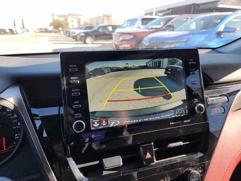 Used 2022 Toyota Camry XSE image 17