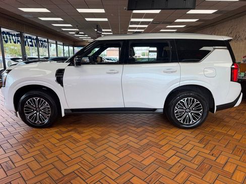 Used 2026 Nissan Armada Platinum AWD/4WD image 5