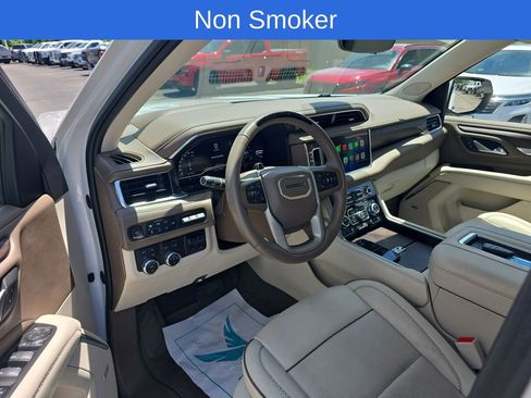 Used 2023 GMC Yukon Denali w/ Denali Reserve Package AWD/4WD image 12