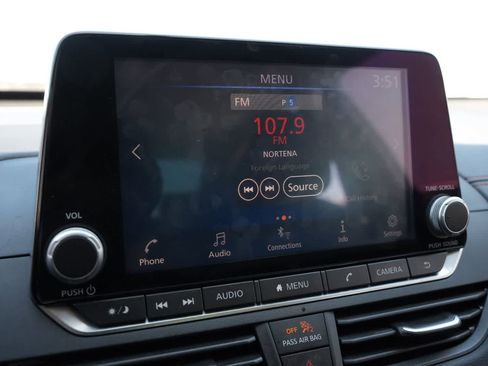 Used 2019 Nissan Altima 2.5 SR w/ SR Premium Package image 13