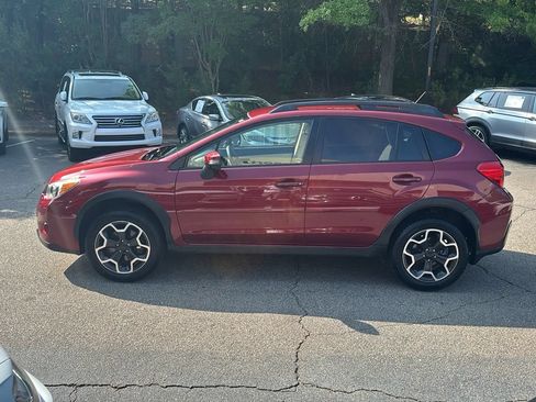 Used 2015 Subaru Crosstrek 2.0i Limited w/ Popular Package #1 AWD/4WD image 8