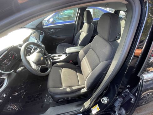 Used 2023 Chevrolet Malibu LT image 28