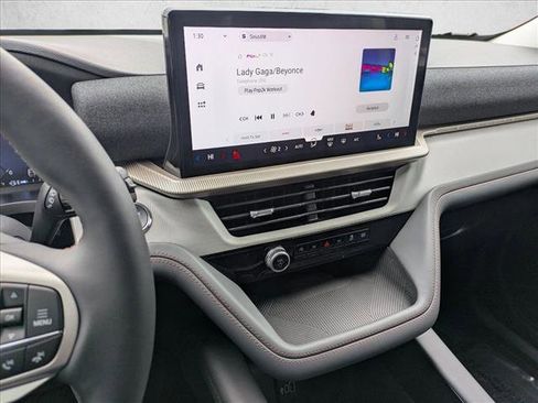 New 2026 Ford Explorer Active image 11