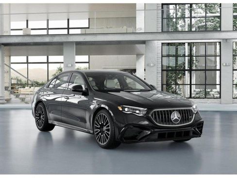 New 2026 Mercedes-Benz E 53 AMG e 4MATIC Sedan image 10