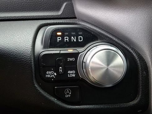 Used 2024 RAM 1500 Laramie AWD/4WD image 16