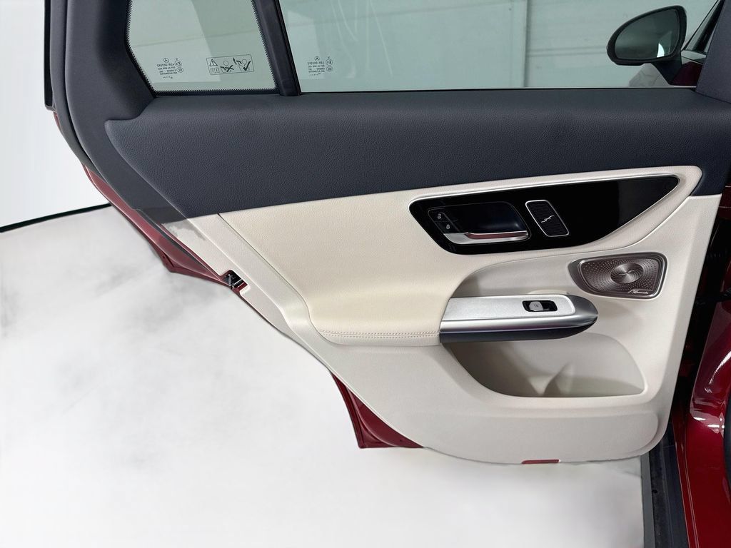 Certified 2026 Mercedes-Benz GLC 300 image 25