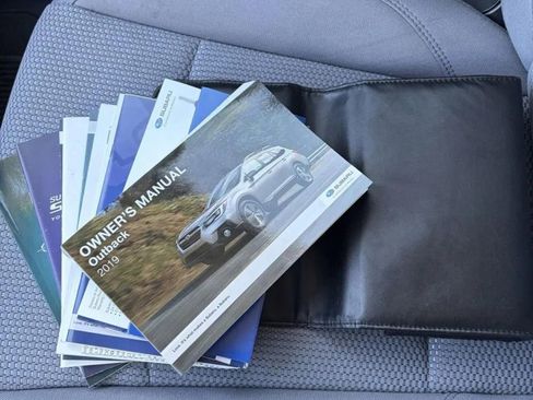 Used 2019 Subaru Outback 2.5i image 25