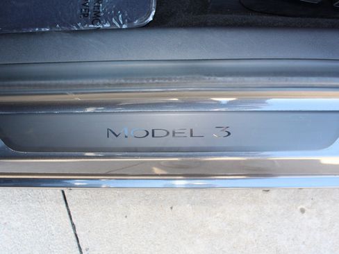 Used 2021 Tesla Model 3 Performance image 52