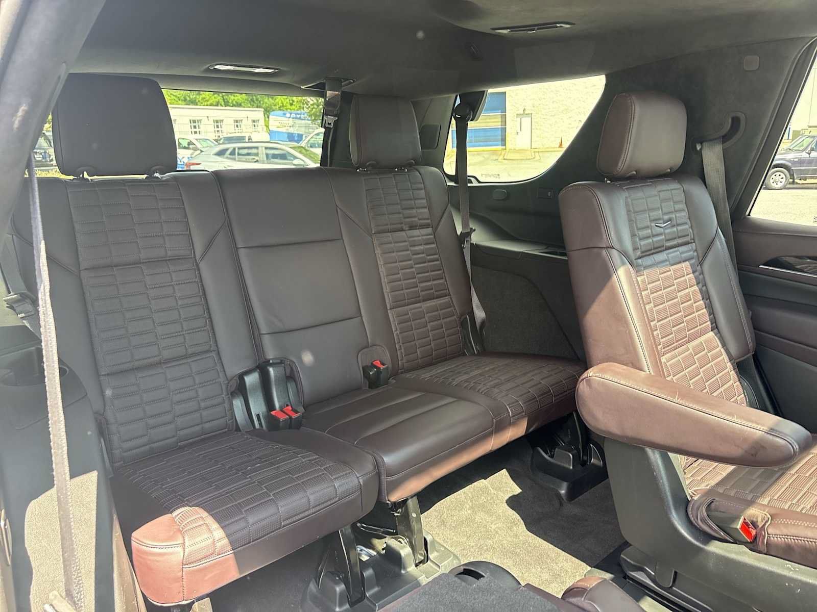 Used 2023 Cadillac Escalade Sport Platinum AWD/4WD image 28
