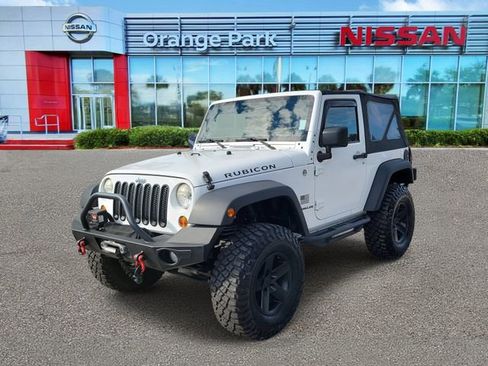 Used 2012 Jeep Wrangler Rubicon w/ PWR Convenience Group image 4