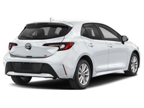 Used 2023 Toyota Corolla SE FWD image 2