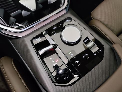 Used 2026 BMW X3 xDrive30 w/ Convenience Package image 23