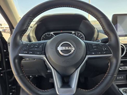Used 2025 Nissan Sentra SR FWD image 20