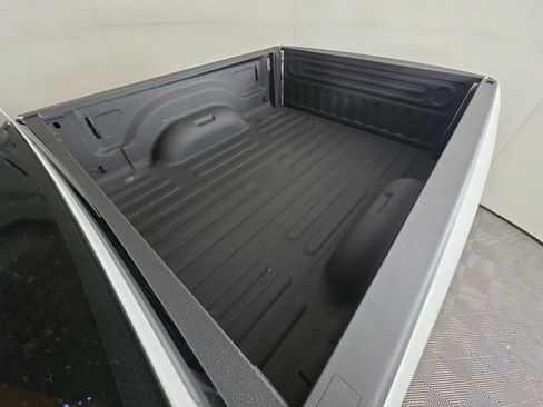 Certified 2026 RAM 2500 Big Horn AWD/4WD image 40