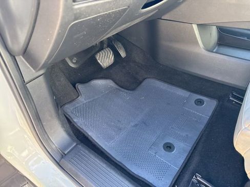 Used 2021 Nissan Rogue SV w/ Premium Package image 14