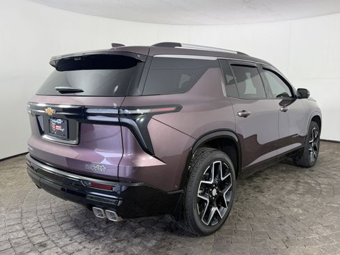 Used 2026 Chevrolet Traverse High Country w/ LPO, Floor Liner Package FWD image 9