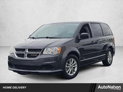 Used 2017 Dodge Grand Caravan SE w/ UConnect Hands-Free Group