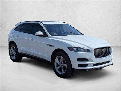 Used 2018 Jaguar F-PACE Premium AWD/4WD image 3