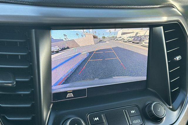 Used 2023 GMC Acadia AT4 w/ Preferred Package AWD/4WD image 20