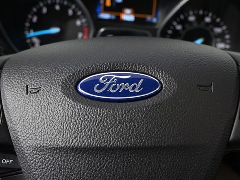 Used 2017 Ford Escape Titanium w/ Equipment Group 301A AWD/4WD image 35