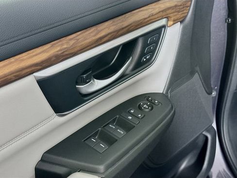 Used 2021 Honda CR-V Touring image 18