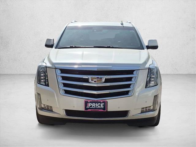 Used 2015 Cadillac Escalade Premium AWD/4WD image 2