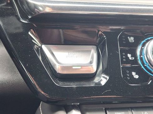 Used 2025 GMC Sierra 2500 Denali Ultimate image 22