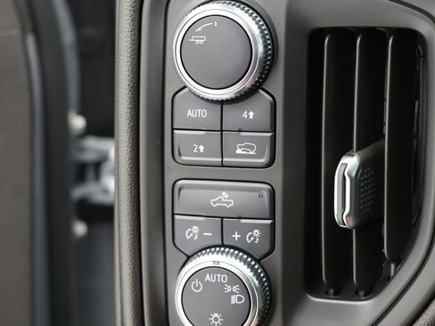 Used 2024 GMC Sierra 1500 Pro w/ Graphite Edition AWD/4WD image 26