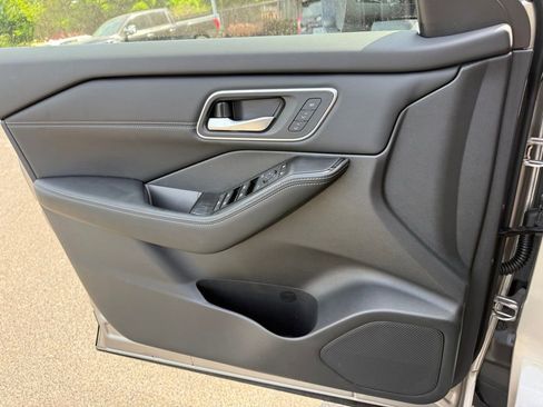 New 2026 Nissan Rogue Platinum w/ Platinum Premium Package AWD/4WD image 20