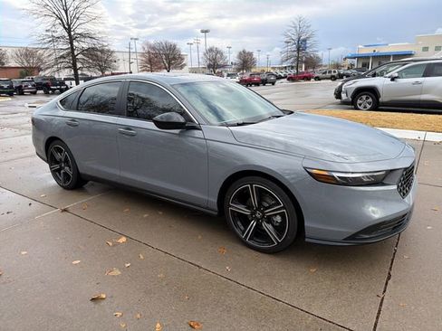 New 2025 Honda Accord Sport image 7