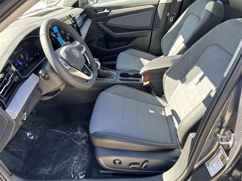 New 2026 Volkswagen Jetta SE image 15