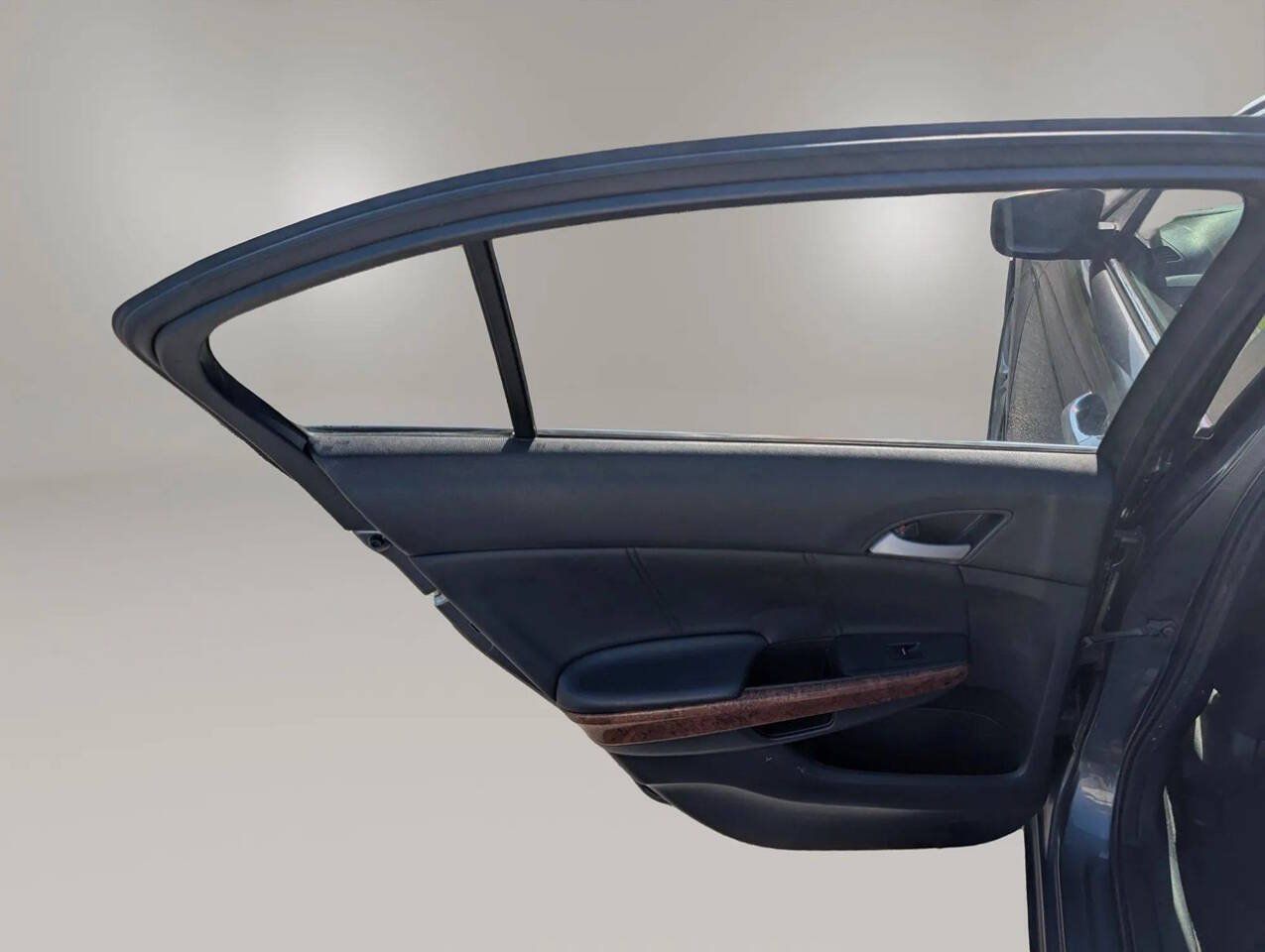 Used 2012 Honda Accord EX-L image 27